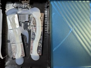 WD My passport portable HDD helyett SD kártya és centír súly látható ragasztóval (hamisítvány)