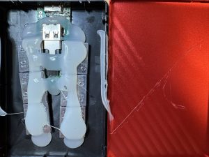 WD My passport portable HDD helyett, Pendrive (flash) és centír súly látható ragasztóval (hamisítvány)